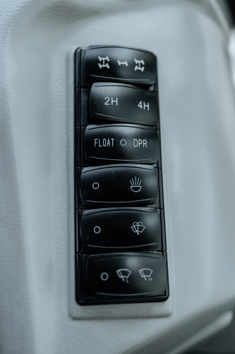 ЭКСКАВАТОР-ПОГРУЗЧИК BULL 4SX-F ЭКСКАВАТОР-ПОГРУЗЧИК BULL 4SX-F