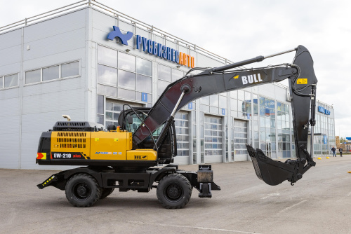Экскаватор колесный BULL EW210-PLUS Экскаватор колесный BULL EW210-PLUS