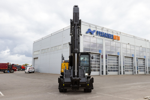 Экскаватор колесный BULL EW210-PLUS Экскаватор колесный BULL EW210-PLUS