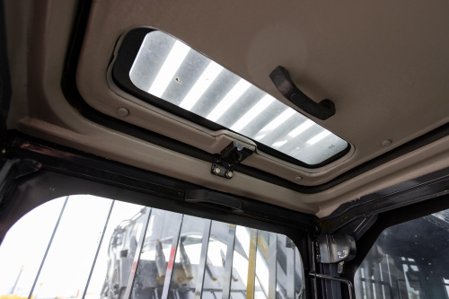 Экскаватор колесный BULL EW210-PLUS Экскаватор колесный BULL EW210-PLUS